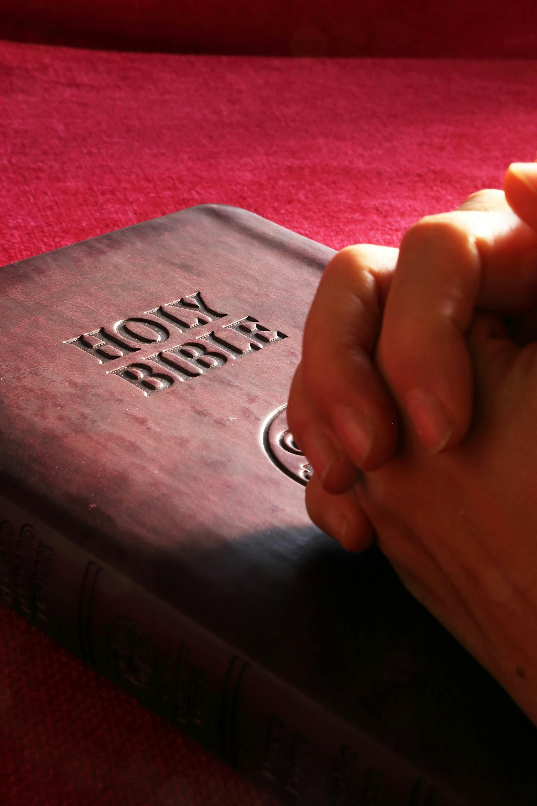 MCM praying